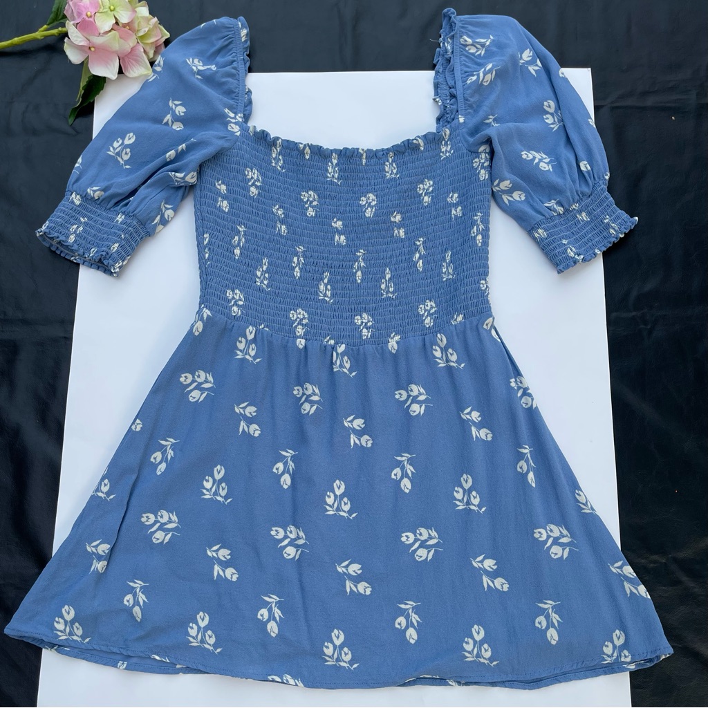 Reformation Blue Floral Smocked Mini Dress Size 6